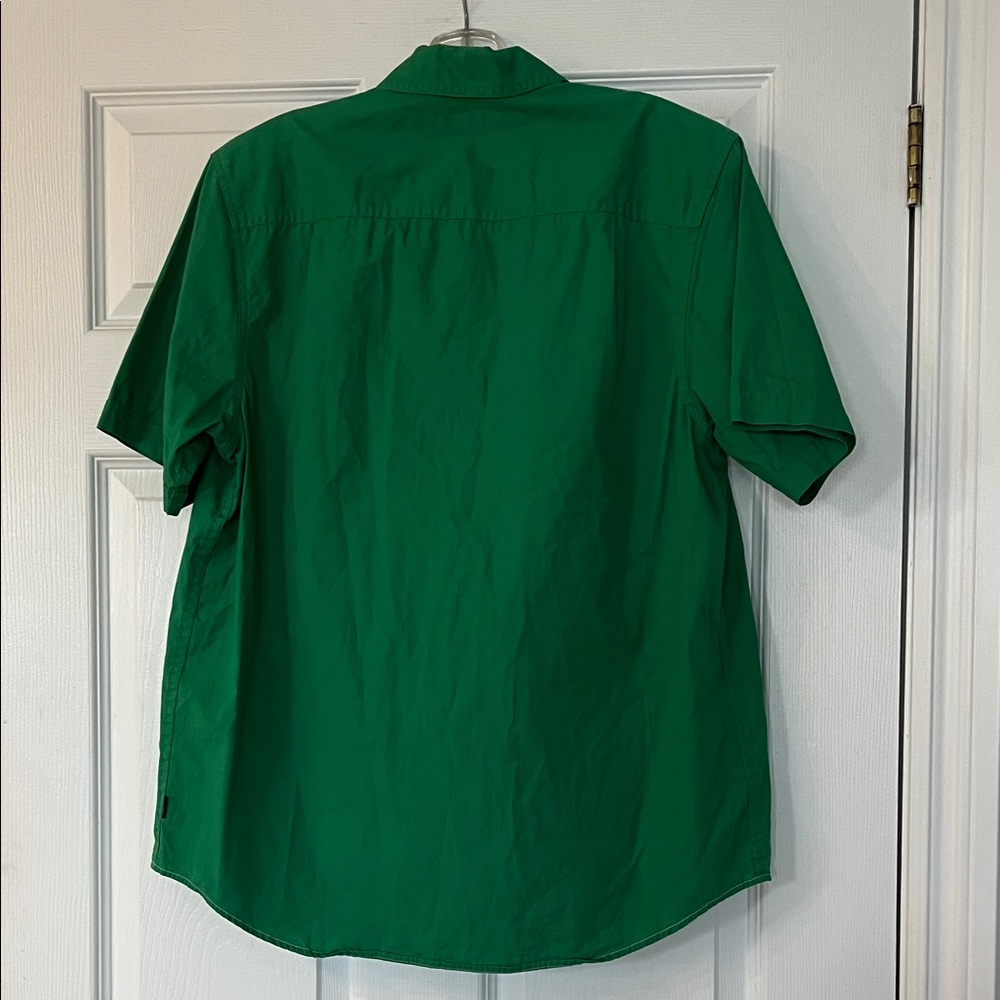 Sean John Men's Green Button Down Shirt - Picture 4 of 4